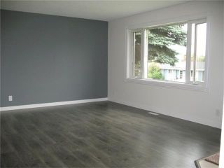 Photo 11: 1832 76 Avenue SE in Calgary: Lynnwood_Riverglen House for sale : MLS®# C4026805