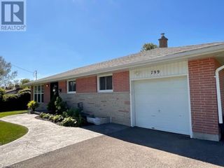 Photo 3: 799 KINGSDALE Drive in Peterborough: House for sale : MLS®# 40485318