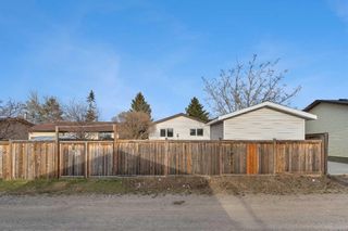 Photo 36: 975 Pinecliff Drive NE in Calgary: Pineridge Detached for sale : MLS®# A2126567