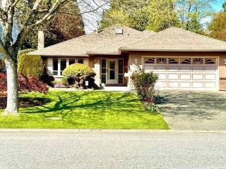 Photo 1: 12619 24A Avenue in Surrey: Crescent Bch Ocean Pk. House for sale in "Crescent Heights" (South Surrey White Rock)  : MLS®# R2724027