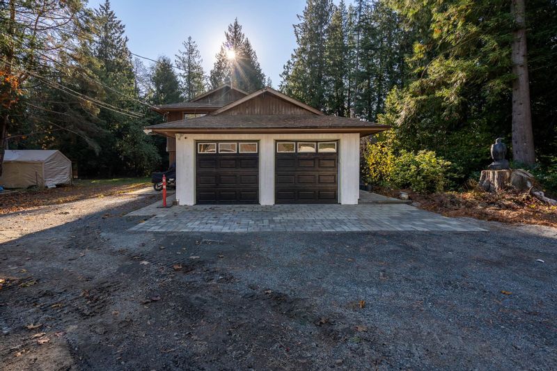 FEATURED LISTING: 6072 264 Street Langley