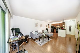 Photo 8: 204 2222 CAMBRIDGE Street in Vancouver: Hastings Condo for sale (Vancouver East)  : MLS®# R2795327