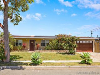 Main Photo: CLAIREMONT House for sale : 4 bedrooms : 5406 Peyton Pl in San Diego