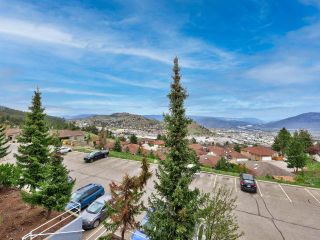 Photo 3: 304 2025 PACIFIC Way in Kamloops: Aberdeen Apartment Unit for sale : MLS®# 178077