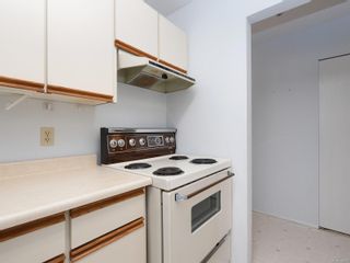 Photo 10: 205 2427 Amherst Ave in Sidney: Si Sidney North-East Condo for sale : MLS®# 870018