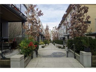 Photo 17: 3782 COMMERCIAL Street in Vancouver: Victoria VE Townhouse for sale in "BRIX" (Vancouver East)  : MLS®# V1044433