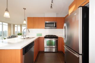 Photo 9: 1508 2133 DOUGLAS Road in Burnaby: Brentwood Park Condo for sale in "PERSPECTIVES" (Burnaby North)  : MLS®# R2841876