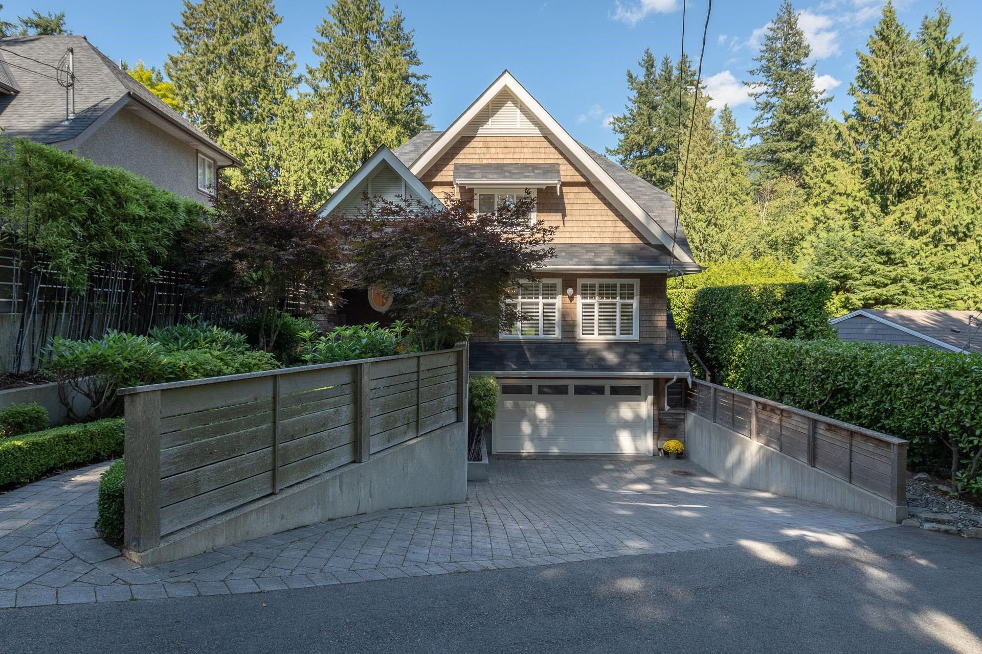 Main Photo: 6417 PITT Street in West Vancouver: Gleneagles House for sale : MLS®# R2678872