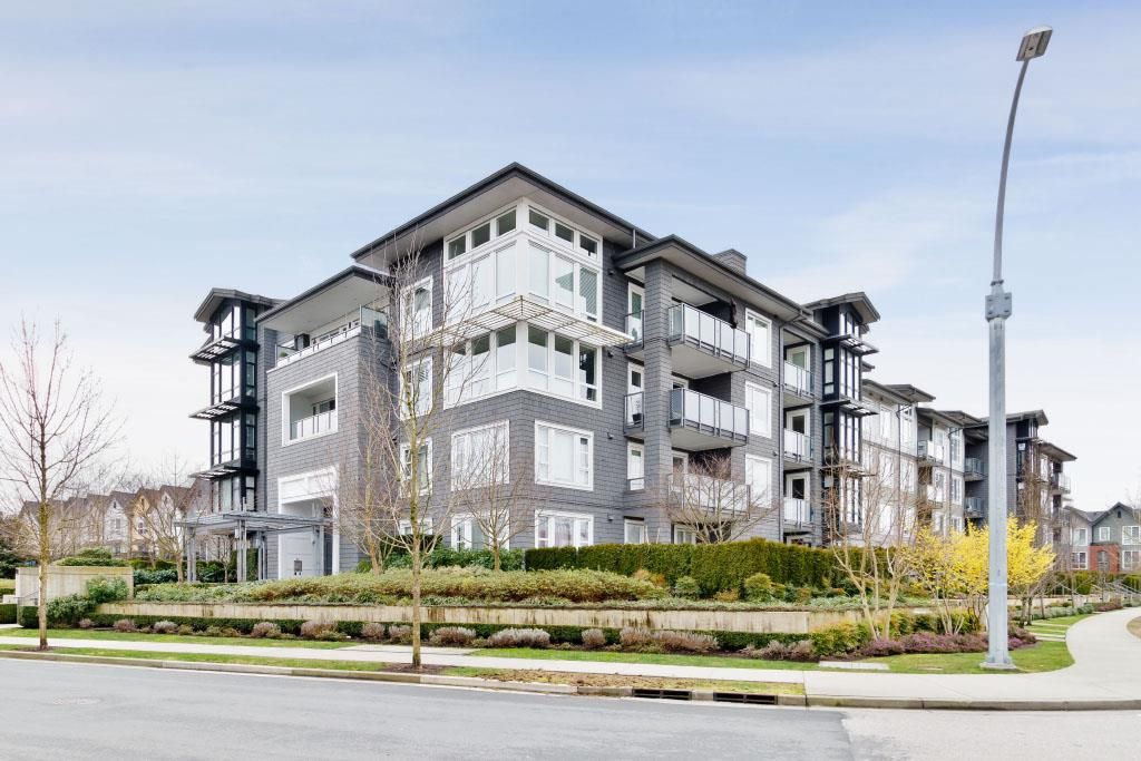 Main Photo: 211 550 SEABORNE Place in Port Coquitlam: Riverwood Condo for sale in "Fremont Green" : MLS®# R2432651
