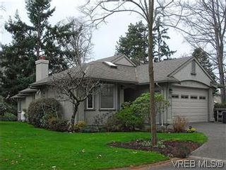 Main Photo: 1270 Carina Place in VICTORIA: SE Maplewood Residential for sale (Saanich East)  : MLS®# 305128