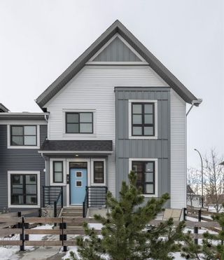 Photo 1: 76 Walgrove Plaza SE in Calgary: Walden Row/Townhouse for sale : MLS®# A2012201