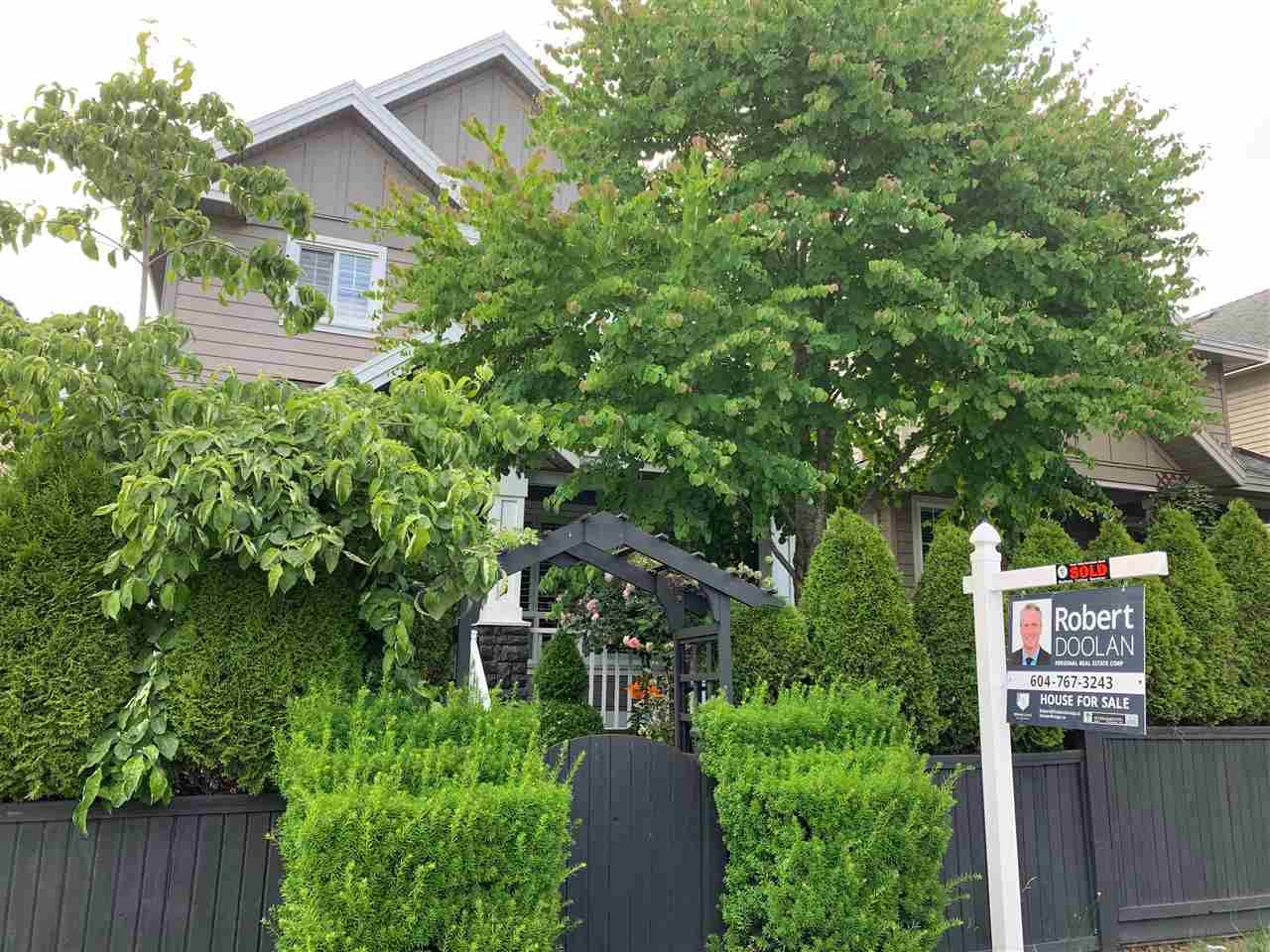 Main Photo: 2920 152 Street in Surrey: King George Corridor House for sale in "Southpointe Estates" (South Surrey White Rock)  : MLS®# R2356530