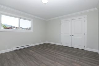 Photo 13: 268 E 9TH Street in North Vancouver: Central Lonsdale 1/2 Duplex for sale : MLS®# R2202728