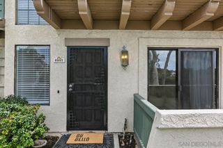 Photo 5: CARLSBAD WEST Townhouse for sale : 3 bedrooms : 6992 Batiquitos Dr in Carlsbad