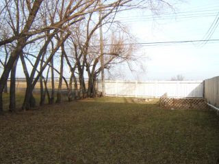 Photo 2: 44 Paulley Drive in WINNIPEG: Transcona Residential for sale (North East Winnipeg)  : MLS®# 1021738