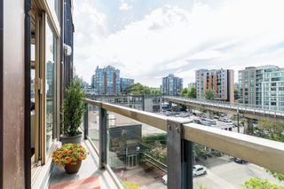 Photo 32: 509 1529 W 6TH Avenue in Vancouver: False Creek Condo for sale in "WSIX" (Vancouver West)  : MLS®# R2716576