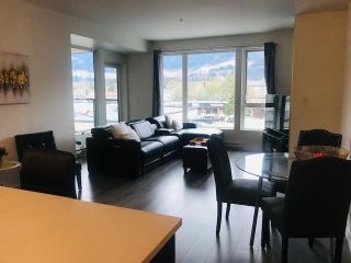 Photo 3: 307 38165 CLEVELAND Avenue in Squamish: Downtown SQ Condo for sale in "Cleveland Gardens" : MLS®# R2737952