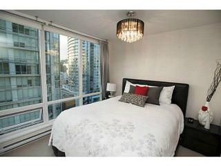 Photo 6: 1707 535 SMITHE Street in Vancouver: Downtown VW Condo for sale in "DOLCE AT SYMPHONY PLACE" (Vancouver West)  : MLS®# V1138374