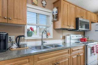 Photo 3: 3 1050 Bowlby Rd in Errington: PQ Errington/Coombs/Hilliers Manufactured Home for sale (Parksville/Qualicum)  : MLS®# 909583