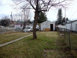 Photo 3: 722 FLORA Avenue in WINNIPEG: North End Residential for sale (North West Winnipeg)  : MLS®# 1106753