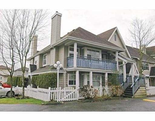 Main Photo: 109 12099 237TH ST in Maple Ridge: East Central Townhouse for sale in "GABRIOLA" : MLS®# V574780