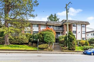 Photo 1: 302 1330 MARTIN Street: White Rock Condo for sale in "The Coach House" (South Surrey White Rock)  : MLS®# R2734437