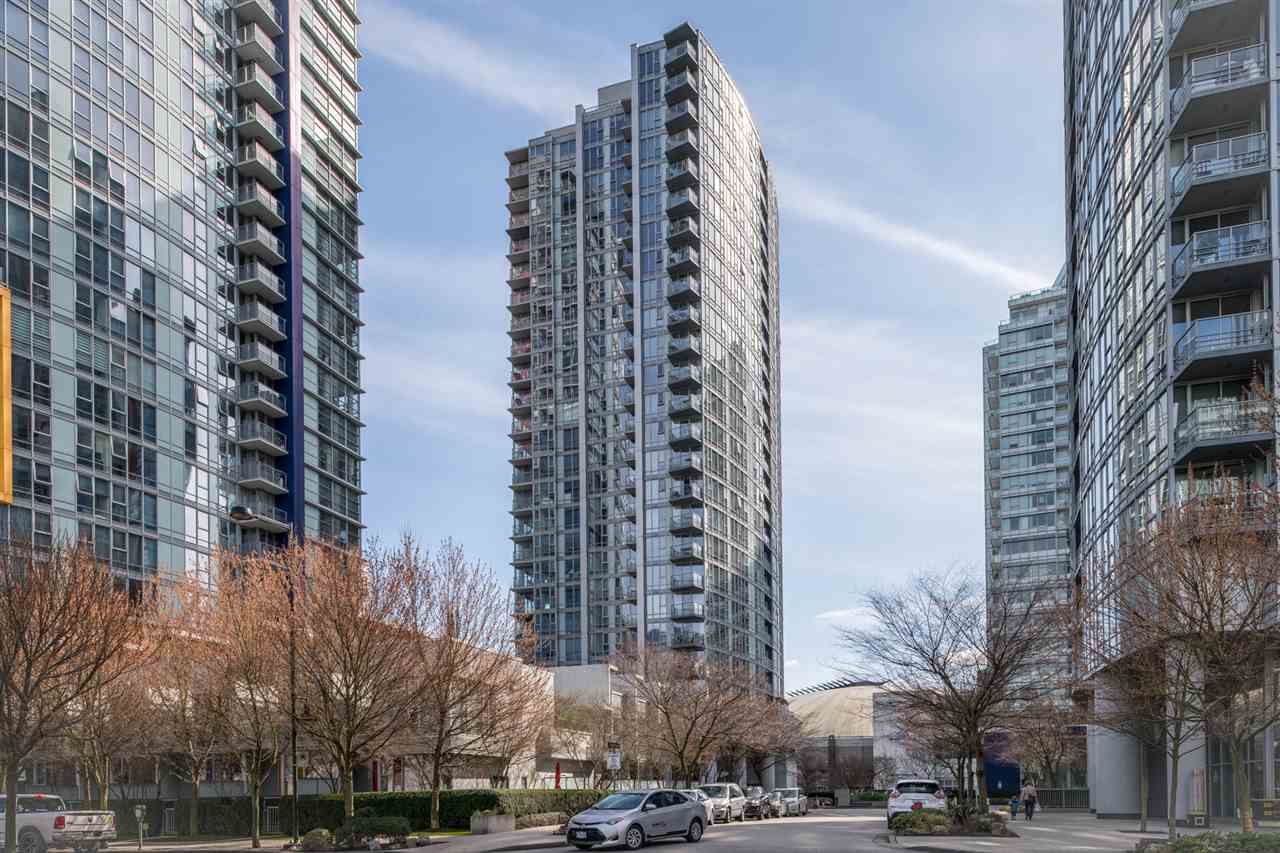 Main Photo: 703 131 REGIMENT SQUARE in : Downtown VW Condo for sale : MLS®# R2249149