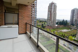 Photo 21: 1201 6823 STATION HILL Drive in Burnaby: South Slope Condo for sale (Burnaby South)  : MLS®# V961615