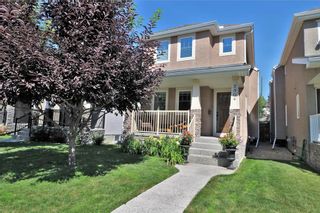 Photo 1: 2504 17A Street NW in Calgary: Capitol Hill House for sale : MLS®# C4130997