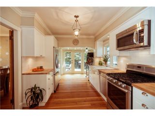 Photo 4: 1776 E 3RD Avenue in Vancouver: Grandview VE House for sale in "THE DRIVE" (Vancouver East)  : MLS®# V1133114