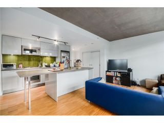 Photo 10: 702 128 W CORDOVA Street in Vancouver: Downtown VW Condo for sale in "Woodwards" (Vancouver West)  : MLS®# V1066426