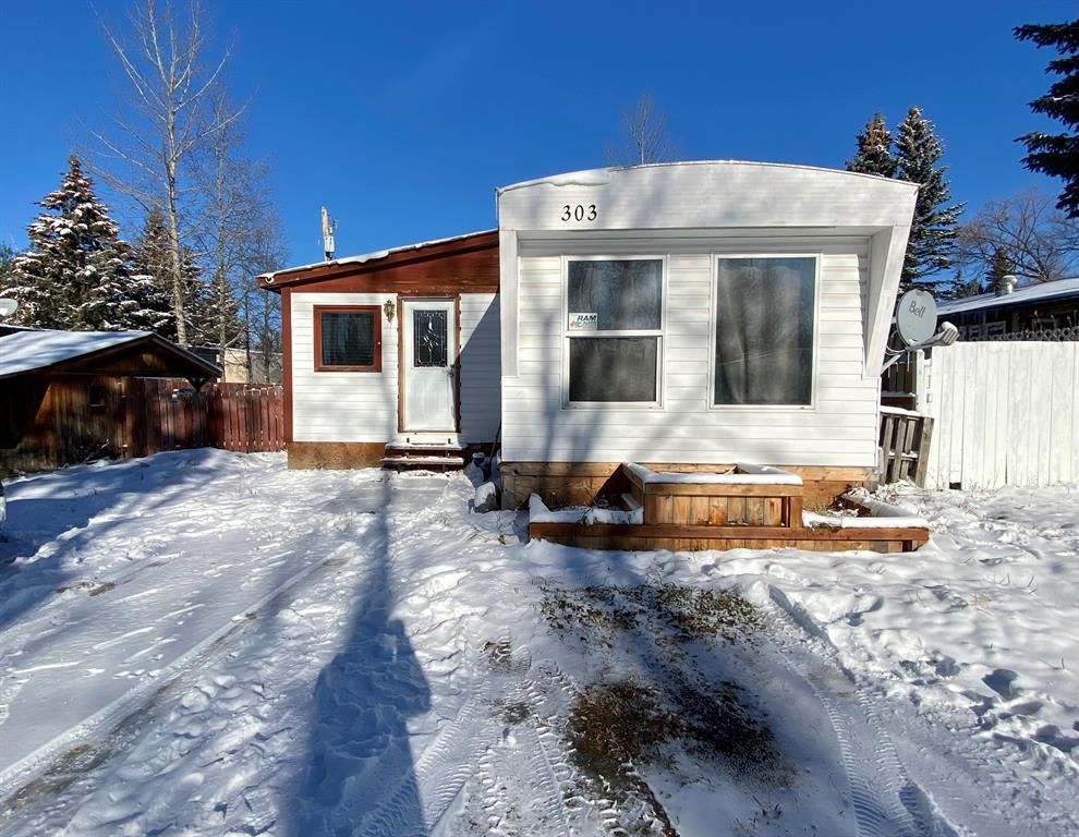 Main Photo: 303 5311 60 Street: Rocky Mountain House Mobile for sale : MLS®# A2018540