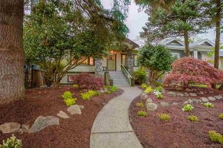 Photo 2: 2765 W 8TH Avenue in Vancouver: Kitsilano House for sale (Vancouver West)  : MLS®# R2068445