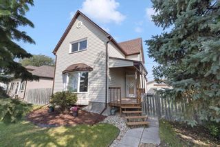 Photo 1: 237 Royal Avenue in Winnipeg: West Kildonan Residential for sale (4D)  : MLS®# 202330456