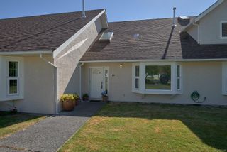 Photo 2: 111 635 Blenkin Ave in Parksville: PQ Parksville Row/Townhouse for sale (Parksville/Qualicum)  : MLS®# 921102