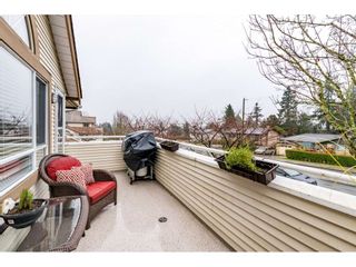 Photo 18: 304 15991 THRIFT Avenue: White Rock Condo for sale in "THE ARCADIAN" (South Surrey White Rock)  : MLS®# R2426777