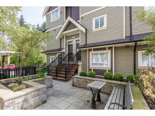 Photo 2: 208 3488 SEFTON Street in Port Coquitlam: Glenwood PQ Townhouse for sale in "SEFTON SPRINGS" : MLS®# R2165688