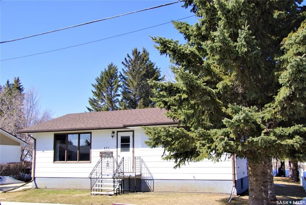 Main Photo: 421 2nd Avenue North in Glenavon: Residential for sale : MLS®# SK892687