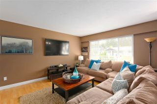 Photo 4: 3824 KILLARNEY Street in Port Coquitlam: Lincoln Park PQ House for sale in "LINCOLN PARK" : MLS®# R2387777