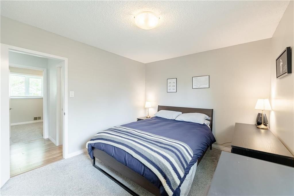 Photo 13: Photos: 2 Dallas Road in Winnipeg: Silver Heights Residential for sale (5F)  : MLS®# 202216615