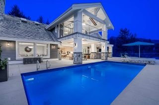 Photo 1: 4667 WOODRIDGE Place in West Vancouver: Cypress Park Estates House for sale : MLS®# R2811674