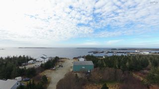 Photo 2: 6717 3 Highway in Lower Woods Harbour: 407-Shelburne County Commercial  (South Shore)  : MLS®# 202301346
