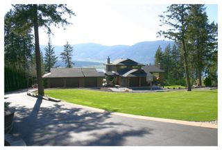 Photo 1: 4061 Upper Lakeshore Road N.E. in Salmon Arm: Waterview Acreage House for sale (NE Salmon Arm)  : MLS®# 10093558