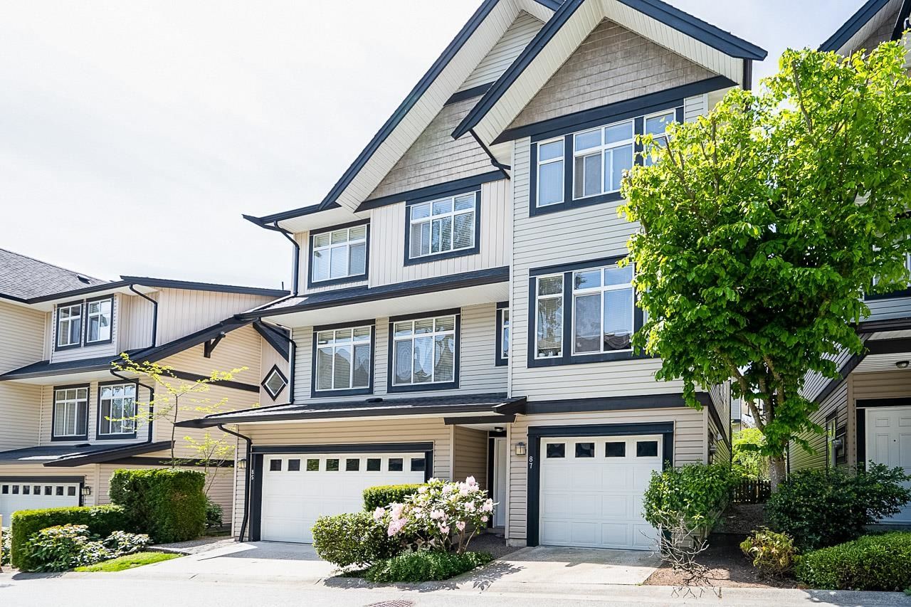 Main Photo: 87 19932 70 Avenue in Langley: Willoughby Heights Townhouse for sale in "SUMMERWOOD" : MLS®# R2780107