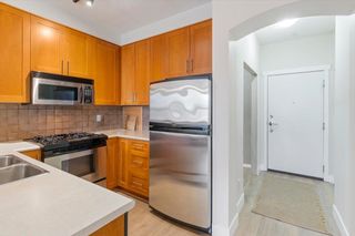 Photo 5: 1319 4655 VALLEY Drive in Vancouver: Quilchena Condo for sale in "Alexandra House" (Vancouver West)  : MLS®# R2751974