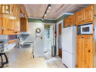 Photo 5: 9250 Paradise Road in Kelowna: House for sale : MLS®# 10304213