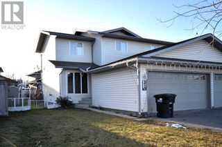 Photo 1: 208 MacKay Crescent in Hinton: House for sale : MLS®# A2091708