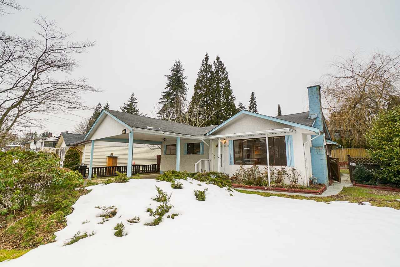 Main Photo: 2339 WARRENTON AVENUE in Coquitlam: Central Coquitlam House for sale : MLS®# R2346199