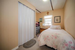 Photo 18: 16 Shay Crescent in Winnipeg: South Glen Residential for sale (2F)  : MLS®# 202405230