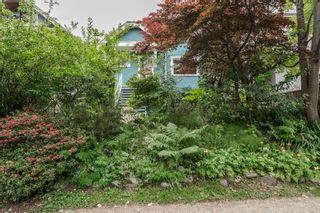 Photo 4: 1074 E 10TH Avenue in Vancouver: Mount Pleasant VE House for sale (Vancouver East)  : MLS®# R2072304